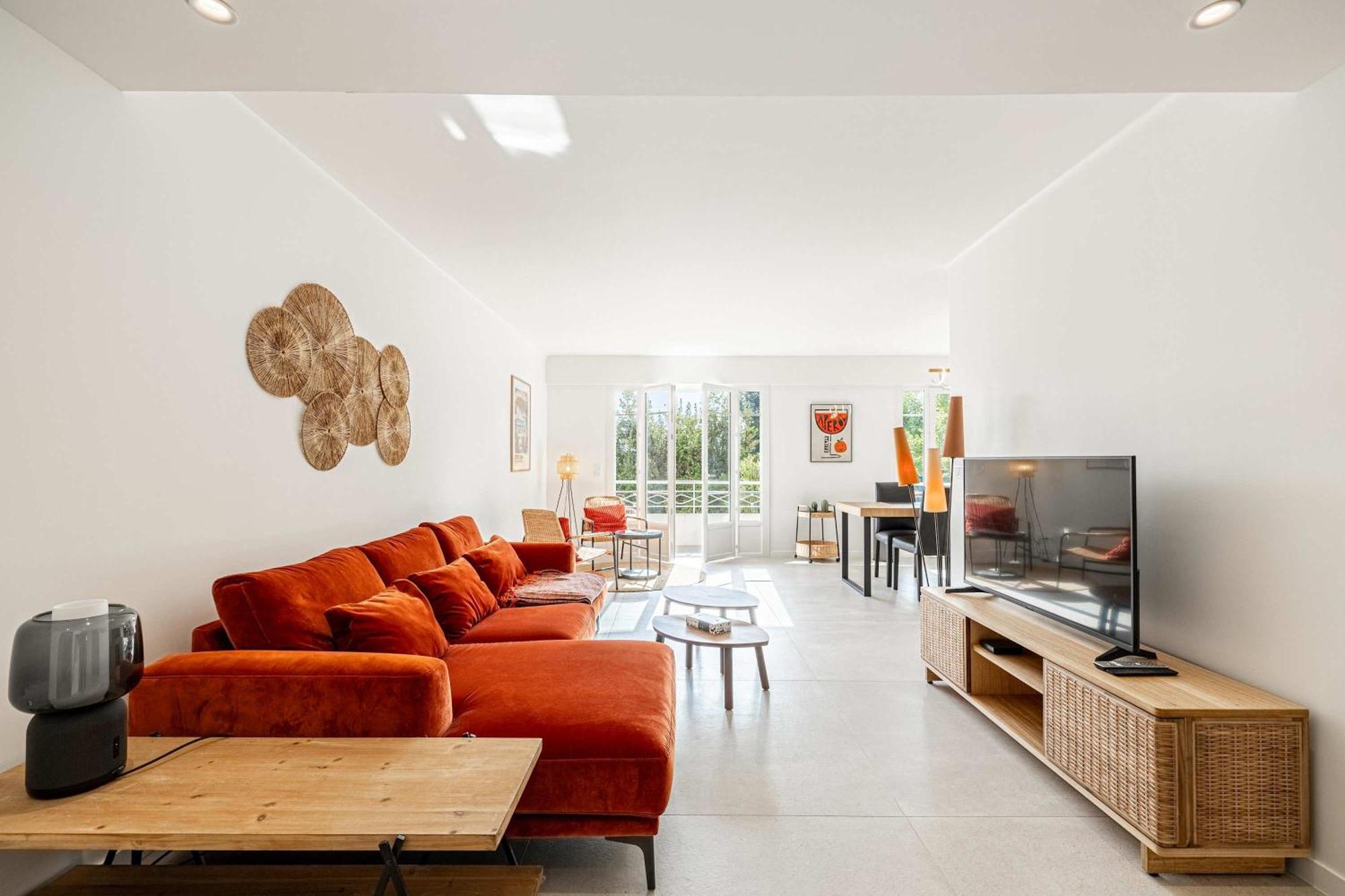 Le Grand Bois Elegant Et Chaleureux Avec Balcon, Au Calme Et A Deux Pas Du Centre-ville Appartement *